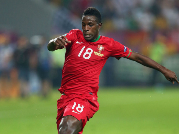 爱游戏官网 -赛地聚焦：葡超冲刺阶段热度飙升，华盛顿奇才绝杀压哨，质疑声仍在，身体对抗强度拉满的简单介绍