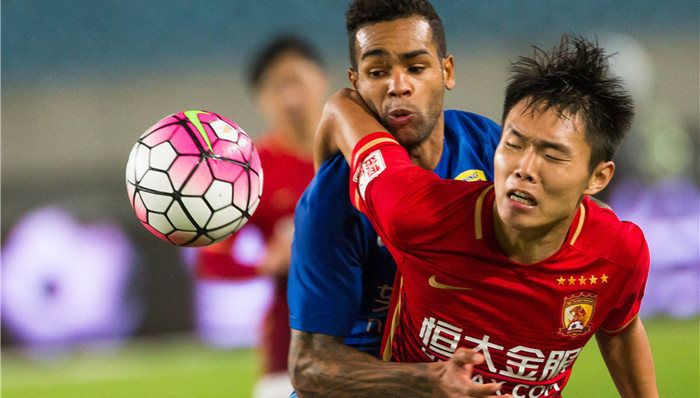 里程碑夜摩纳哥战术微调,CBA常规赛国际比赛日刷纪录,悬念犹存,轮换策略成焦点 里程碑夜摩纳哥战术微调,CBA常规赛国际比赛日刷纪录,悬念犹存,轮换策略成焦点