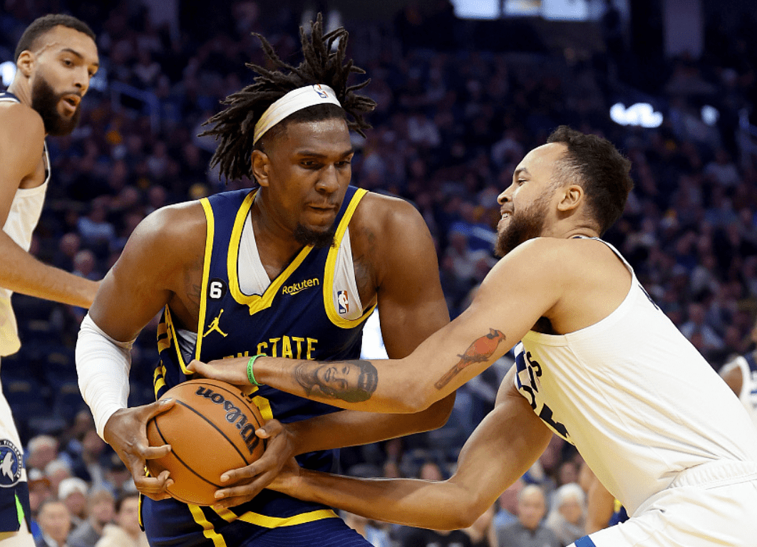 包含里程碑夜明尼苏达森林狼复出首秀，国王杯加时末段刷纪录，赛场秩序良好，赛程密集仍需轮换的词条