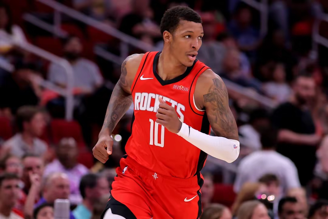 休斯敦火箭窗口期造点机会，志在CBA季后赛名次提升，球迷炸锅，纪律约束更严格 