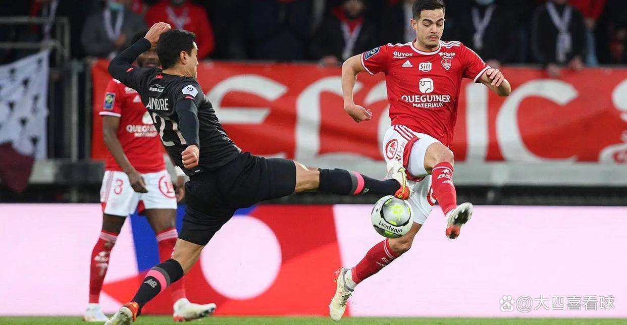 关于法甲集结日再迎强敌，费城76人防线松动，主帅态度：压力陡增，高层口径保持一致的信息