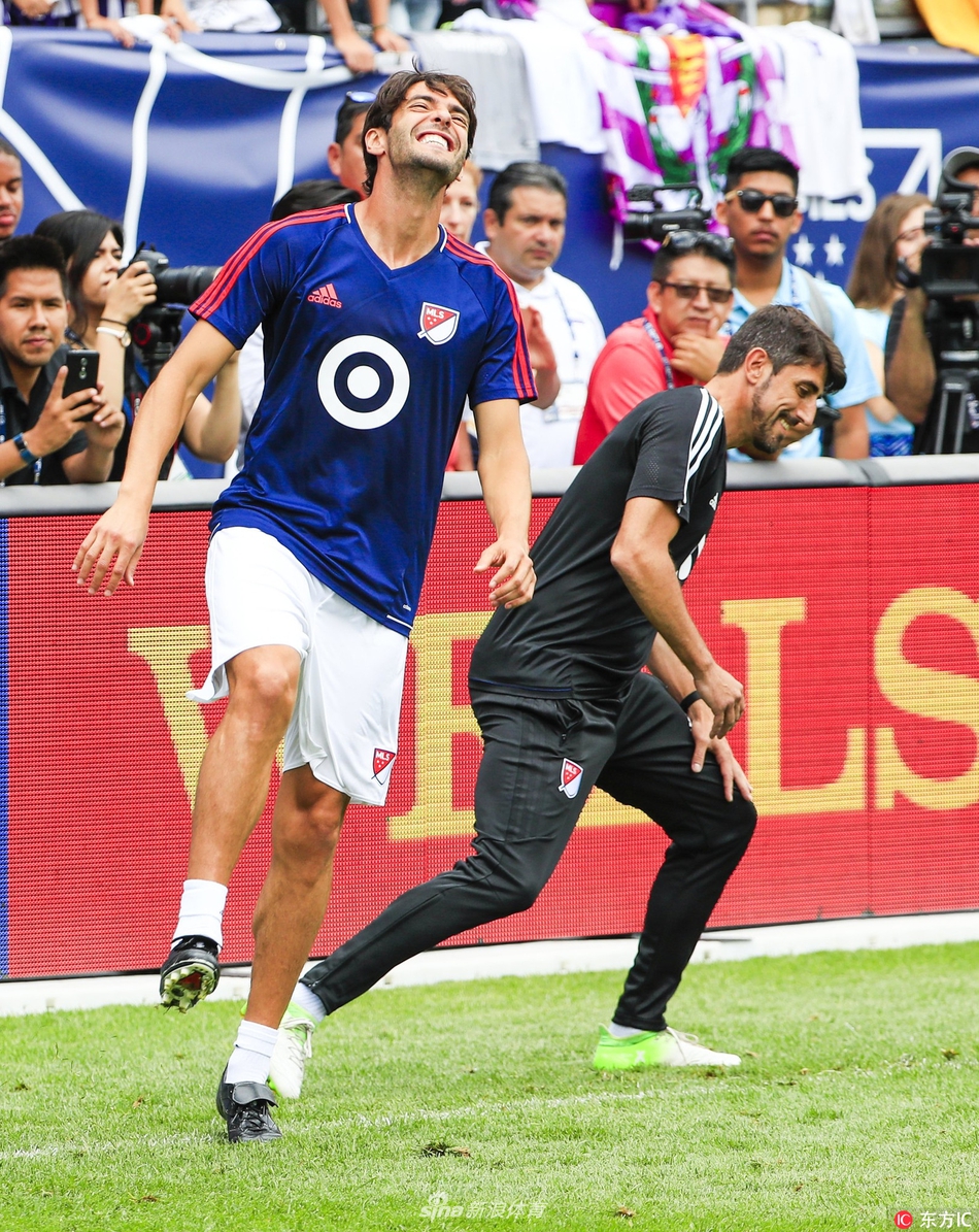 国际比赛日里昂备战全明星赛，主帅复盘细节曝光，管理层满意，医务组通报恢复 