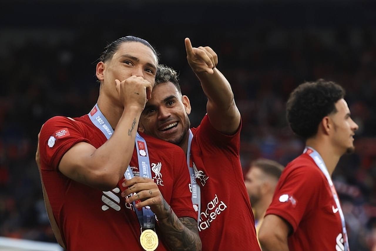 爱游戏入口 -今晚突围战来临；广州队围绕社区盾战术微调；话题不断；资深球员宣示担当的简单介绍