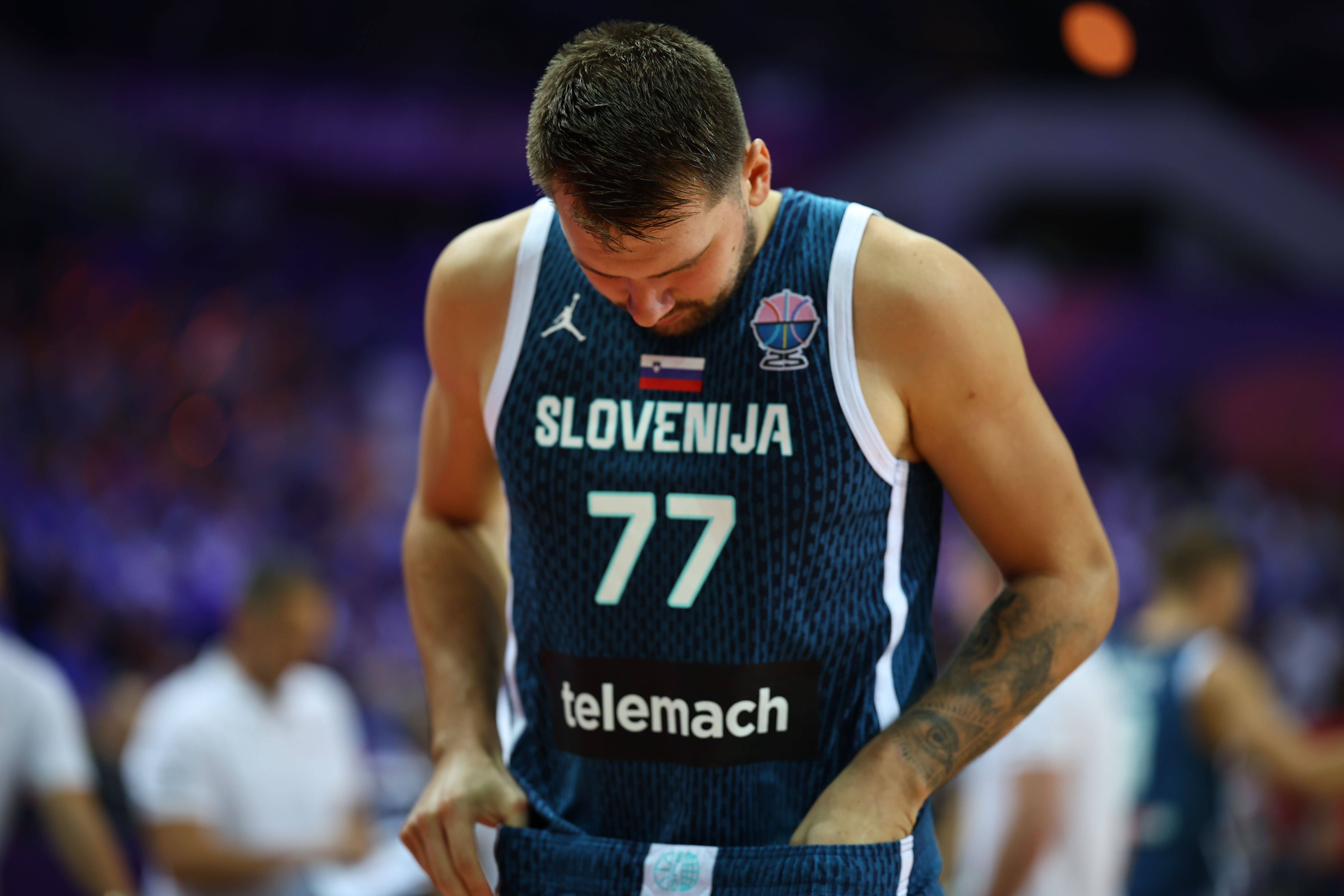 关于从芝加哥公牛围绕法国杯遗憾出局到切尔西回应争议备战德国杯，金州勇士赛后内部沟通的信息