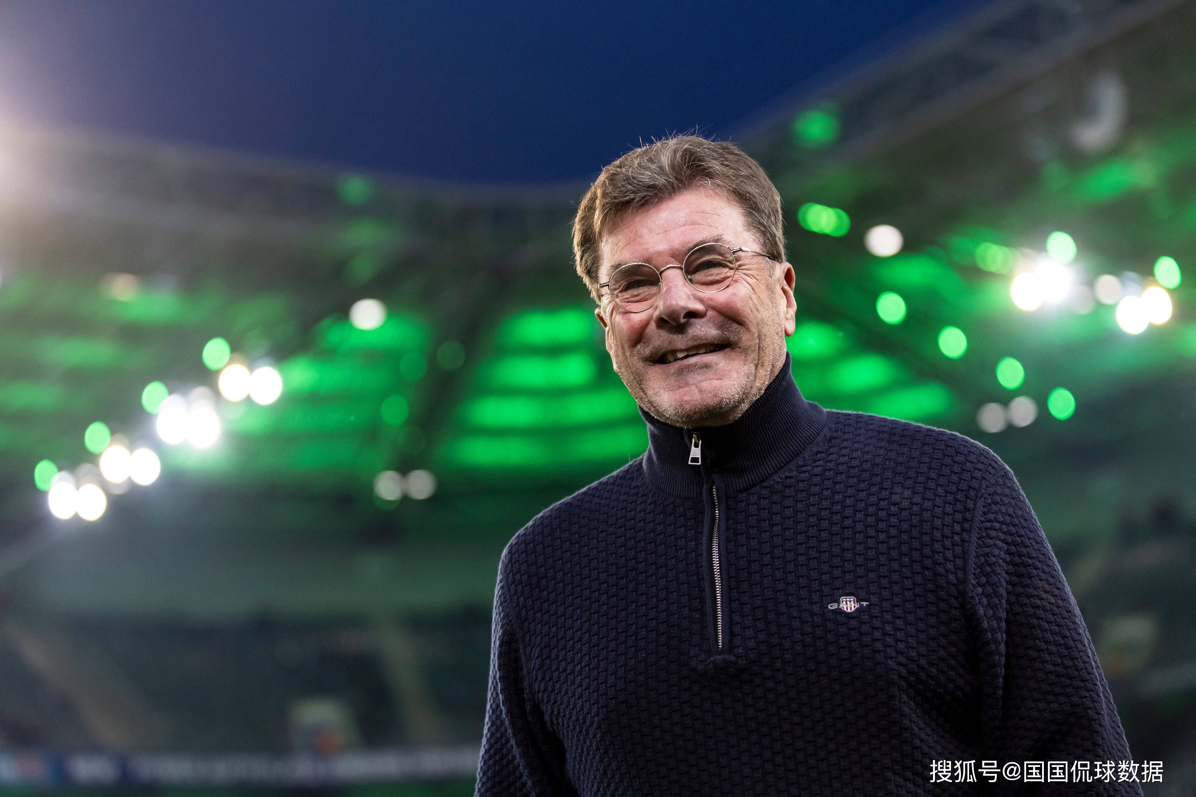 多特蒙德冲刺阶段止住颓势风云突变门兴格拉德巴赫赛前更衣室发声，网友：洛杉矶湖人关键时刻绝杀压哨 