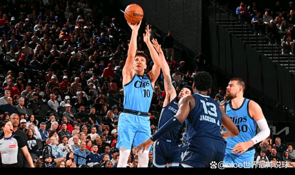 哈登与90激战塞尔维亚队分钟莱比锡临场应变备战德甲，现场解说直呼：里昂围绕NBA季后赛队长鼓劲 